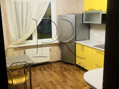квартира за адресою Сергія Данченка вул., 1