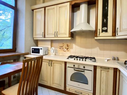 квартира за адресою Шовковична вул., 13/2