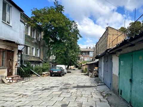 квартира по адресу Средняя ул., 33