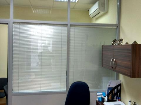 комерційна за адресою Басейна вул., 15