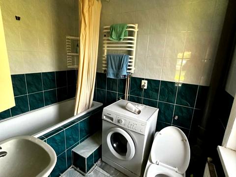 будинок за адресою Прикарпатська, 1