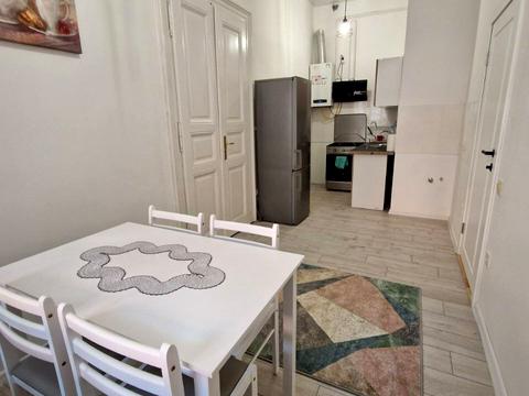 квартира за адресою Джерельна, 25