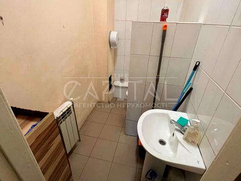 комерційна за адресою Федора Ернста вул., 4