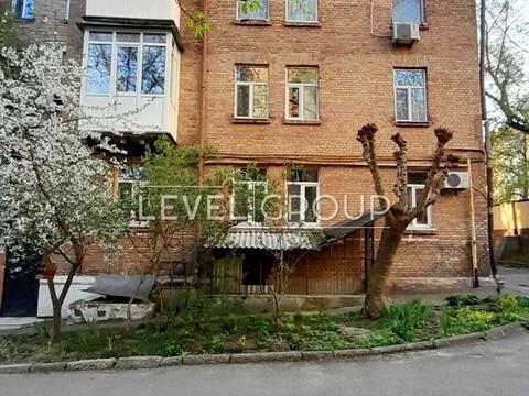 комерційна за адресою Старокиївська вул., 8/12