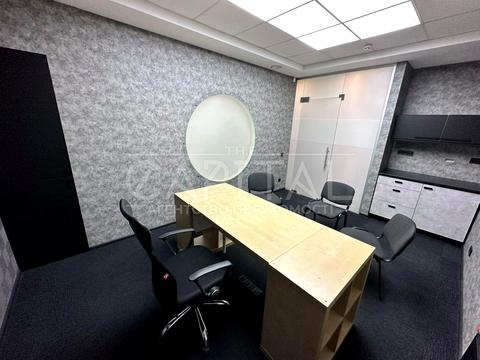 коммерческая по адресу Евгения Коновальца ул. (Щорса), 32-Б