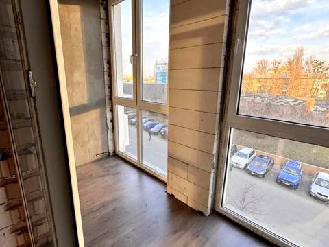 квартира за адресою Салютна вул., 2