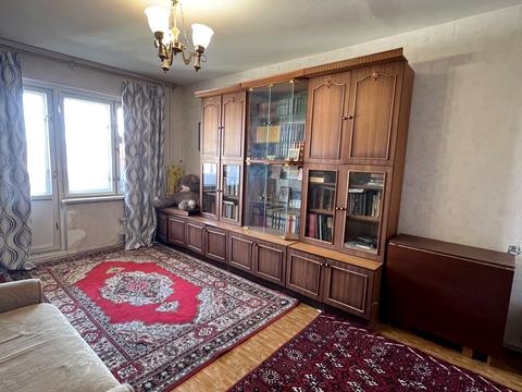 квартира за адресою Ревуцького вул., 18