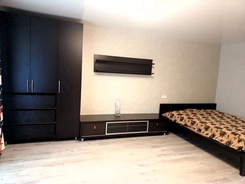 квартира за адресою Феодосійська вул., 4