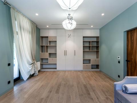 дом по адресу Салютна