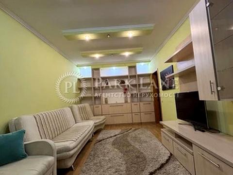квартира по адресу Анны Ахматовой ул., 16-В