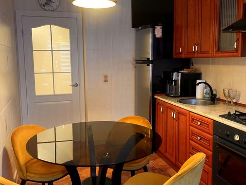 квартира за адресою Космонавтів просп., 39