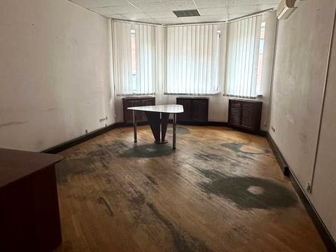 коммерческая по адресу Исполкомовская ул., 7