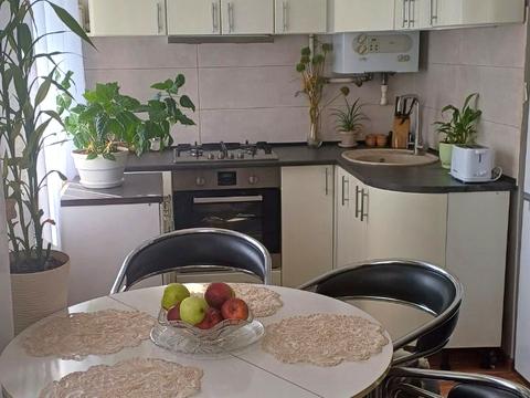 квартира за адресою Василя Сухомлинського вул., 13