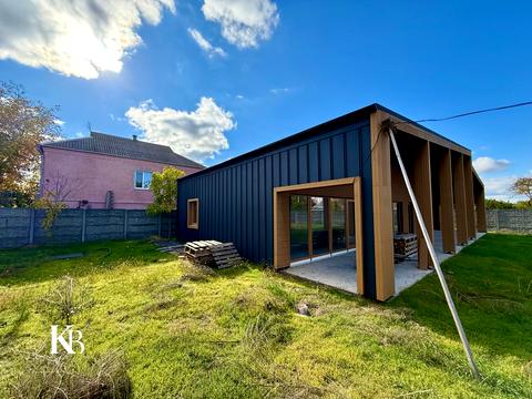 будинок за адресою смт. Обухівка, Чарівна