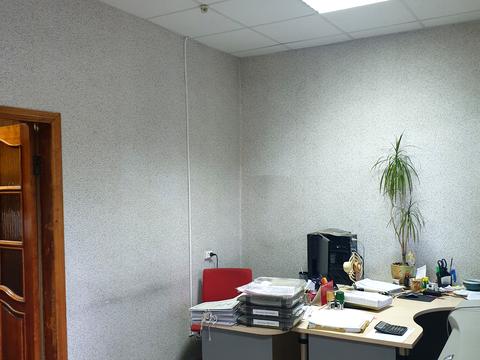 комерційна за адресою Почтовая