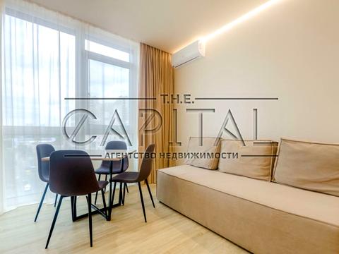 квартира за адресою Джона Маккейна вул. (Івана Кудрі), 1