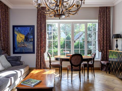 будинок за адресою смт. Козин, Козацька вул.