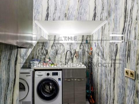 будинок за адресою світанкова, 10