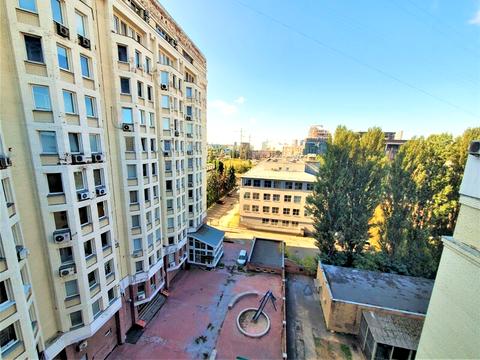коммерческая по адресу Юрия Ильенко ул. (Мельникова), 83д