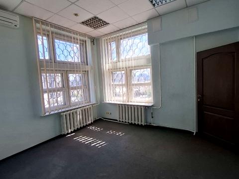 комерційна за адресою Антоновича вул. (Горького), 103-А