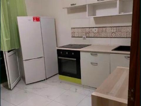 квартира за адресою Бориса Гмирі вул., 12-Б