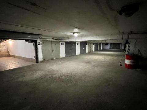 квартира за адресою Андрія Верхогляда вул. (Михайла Драгомирова), 4