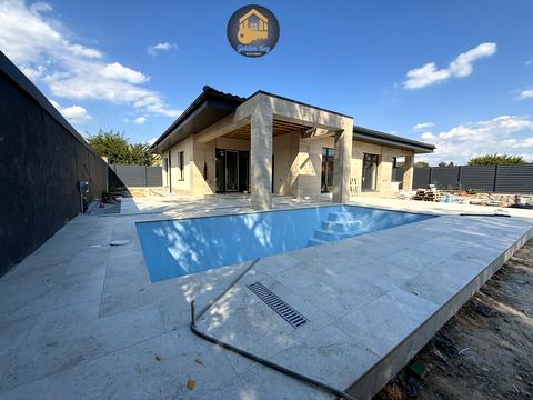 будинок за адресою Вишнева, 44