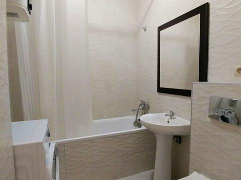 квартира за адресою Київ, Зарічна вул., 4