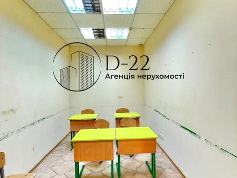 комерційна за адресою Миколи Міхновського бульв. (Дружби Народів), 13