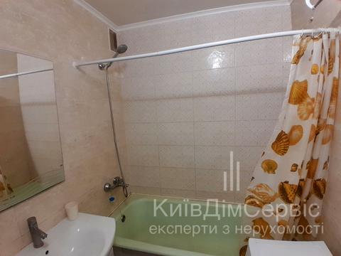 квартира за адресою Академіка Єфремова вул. (Командарма Уборевича), 9