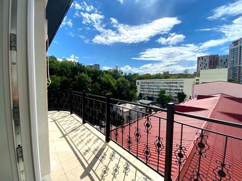 комерційна за адресою Глибочицька вул., 40