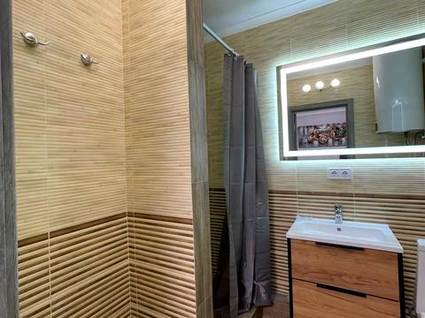 квартира за адресою Лісова вул., 3