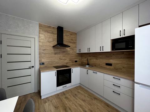 квартира за адресою Ревуцького вул., 39