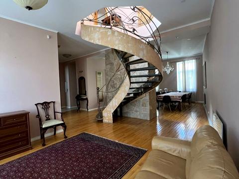 квартира по адресу Шота Руставели ул., 4