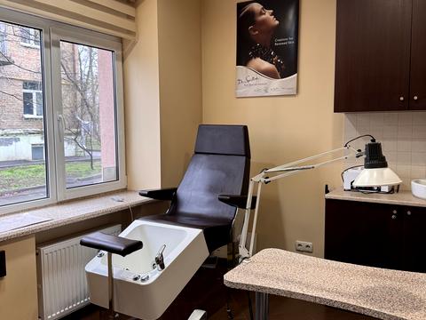 комерційна за адресою Берестейський просп. (Перемоги), 74