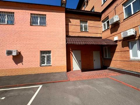комерційна за адресою Ямська вул., 72