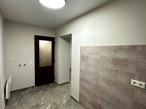 комерційна за адресою Антона Кохановського вул., 4