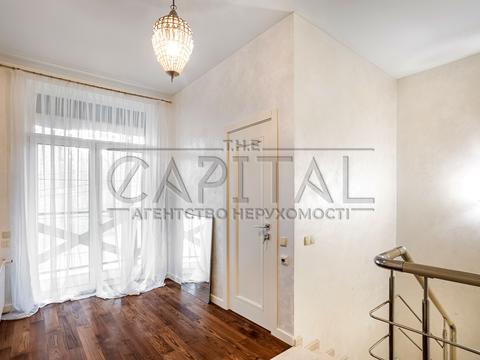 будинок за адресою Буча, Богдана Хмельницького бульв.