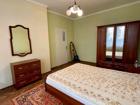 квартира по адресу Карпатская ул., 13