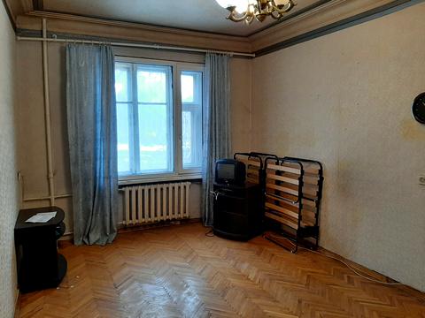 комерційна за адресою Миколи Міхновського бульв. (Дружби Народів), 9