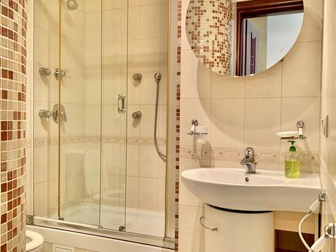 квартира за адресою Ярославів Вал вул., 17-А