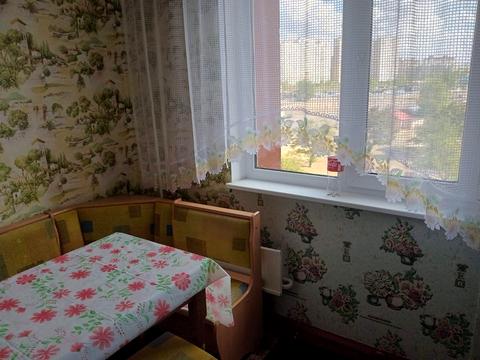 квартира за адресою Милославська вул., 25