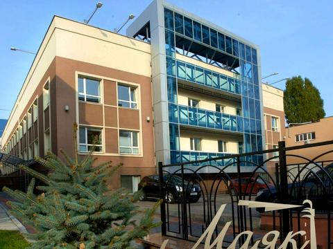 комерційна за адресою Михайла Брайчевського вул. (Металістів), 20Т