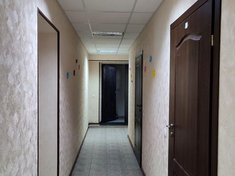 комерційна за адресою Калинова вул., 68