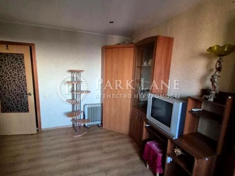 квартира за адресою Святошинська пл., 1