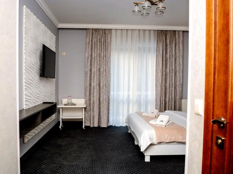 комерційна за адресою урочище Вишні вул., 230