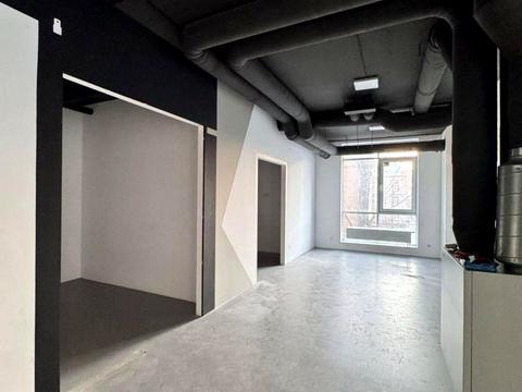 комерційна за адресою Джона Маккейна вул. (Івана Кудрі), 26