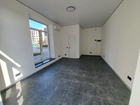 комерційна за адресою Соборна вул., 29