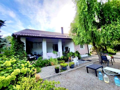 будинок за адресою Свято-Покровська вул. (Леніна)