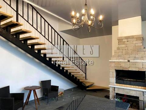 будинок за адресою 3-тя Будівельників вул.